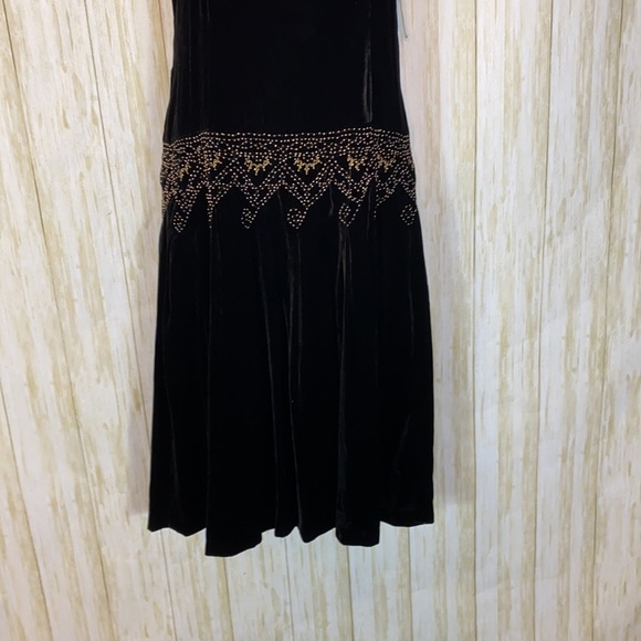 ♥️BRAND NEW WITH TAGS WDNY Size 4 Velvet Beaded Dress. PRISTINE😍 - Picture 3 of 8